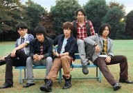 "小说五月天：青春、梦想和爱情的华丽交响曲"