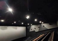 "高品质观影体验，中出绝色影院期待您的莅临"