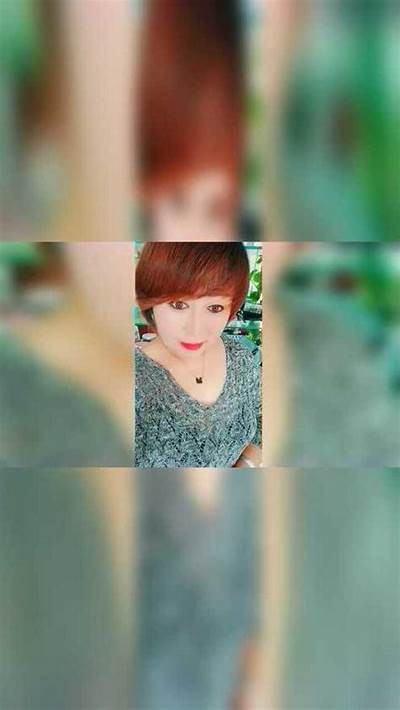 "熟女成人的优雅魅力:探索成熟女性的优雅生活方式和调整心态"